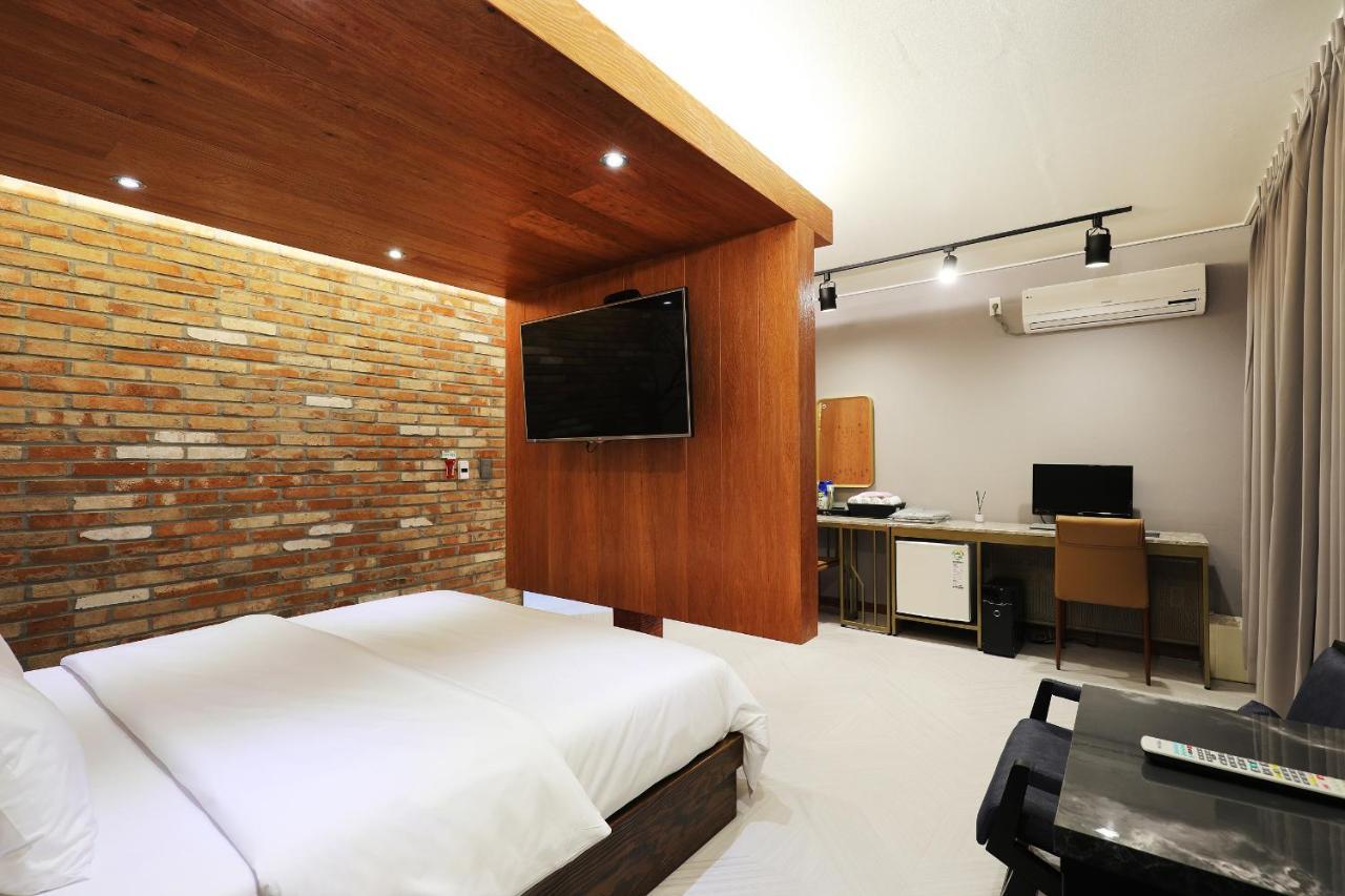 Bellino Hotel Buan Esterno foto